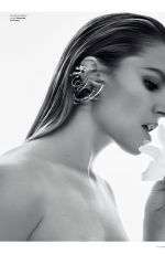 SARAH-JEANNE LABROSSE in Elle Magazine, Quebec October 2019