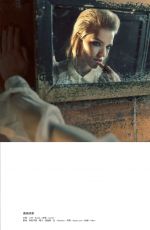 SASHA LUSS in Harper