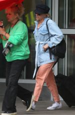SCARLETT JOHANSSON Aarrives at JFK Airport in New York 09/06/2019