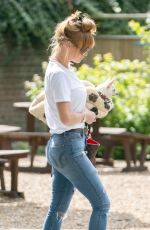 SUMMER MONTEYS-FULLAM at a Pub in Kent 08/31/2019