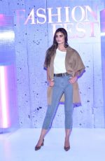 TAYLOR HILL at Estacion Indianilla Press Conference in Mexico City 09/05/2019