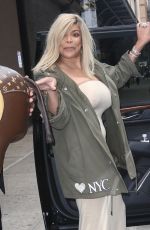 WENDI WILLIAMS Out Shopping in New York 09/18/2019