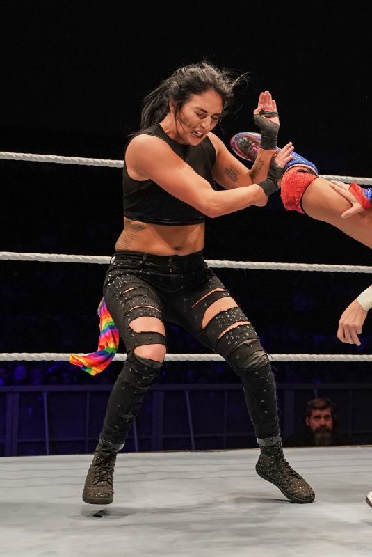 WWE - WWE Live in Colombia, Peru and Panama