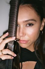 ALEXIS REN Getting Ready for Halloween - Instagram Photos 10/30/2019