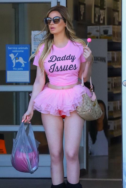 ANA BRAGA Shopping at Walmart in Los Angeles 10/08/2019