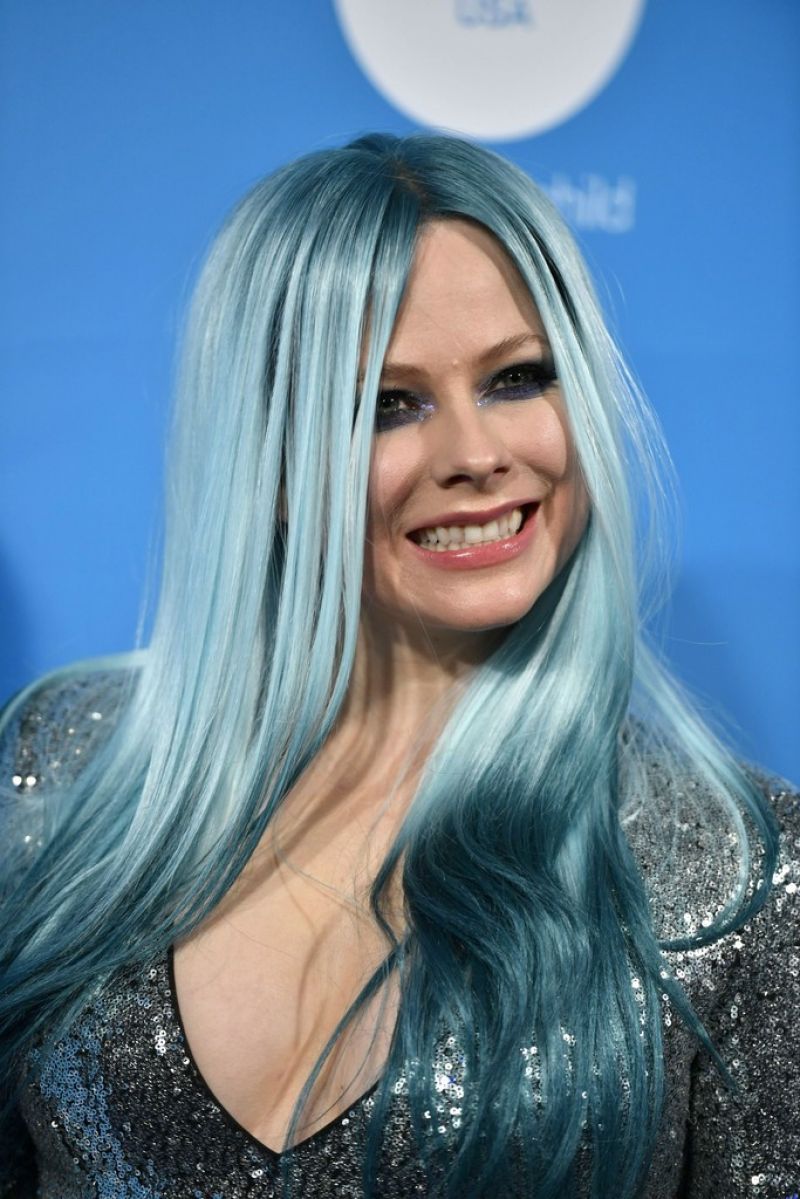 AVRIL LAVIGNE at Unicef Masquerade Ball in West Hollywood ...