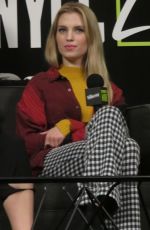 BARBARA DUNKELMAN at 2019 New York Comic Con 10/03/2019