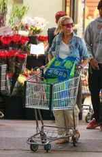 CAMERON DIAZ Shopping at Whole Foods in Beverly Hills 10/11/2019