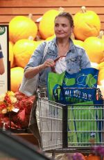 CAMERON DIAZ Shopping at Whole Foods in Beverly Hills 10/11/2019