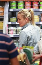 CAMERON DIAZ Shopping at Whole Foods in Beverly Hills 10/11/2019