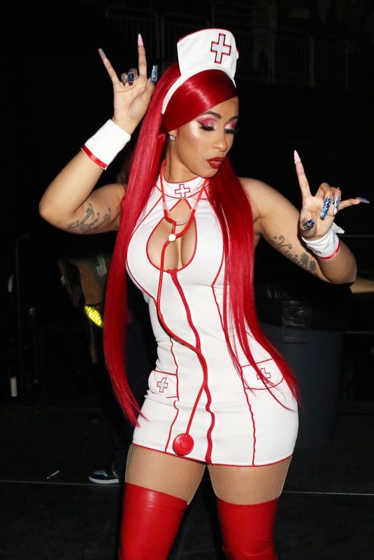 CARDI B Performs at IheartRadio Powerhouse at Prudential Center in New Jersey 10/27/2019