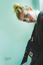 DEVON WINDSOR in Ele Magazine, Portugal November 2019