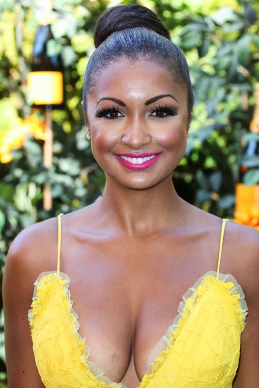 EBONI WILLIAMS at Veuve Clicquot Polo Classic at Will Rogers State Park in Los Angeles 10/05/2019