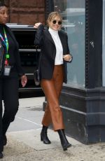 ELIZABETH OLSEN Aarrives at AOL Build in New York 10/08/2019