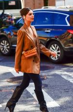 EMILY RATAJKOWSKI Heading to a Photoshoot in New York 10/02/2019