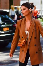 EMILY RATAJKOWSKI Heading to a Photoshoot in New York 10/02/2019