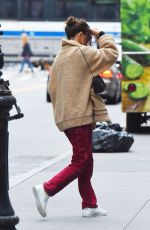 EMILY RATAJKOWSKI Out and About in New York 10/08/2019