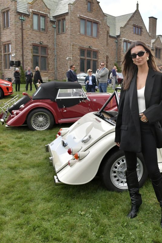 EMILY RATAJKOWSKI Unveils Bugatti Chiron at Audrain’s the Gathering in Newport 10/04/2019