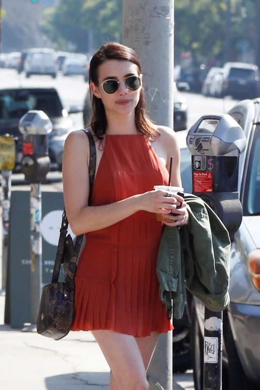 EMMA ROBERTS Out for Lunch in Los Feliz 10/09/2019