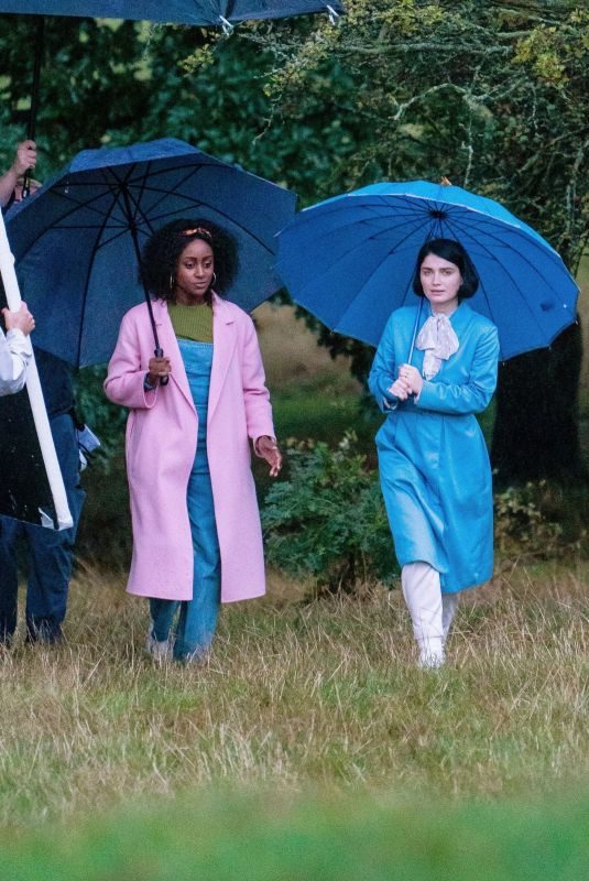 EVE HEWSON and SIMONA BROWN on the Set of Behind Her Eyes in London 10/01/2019