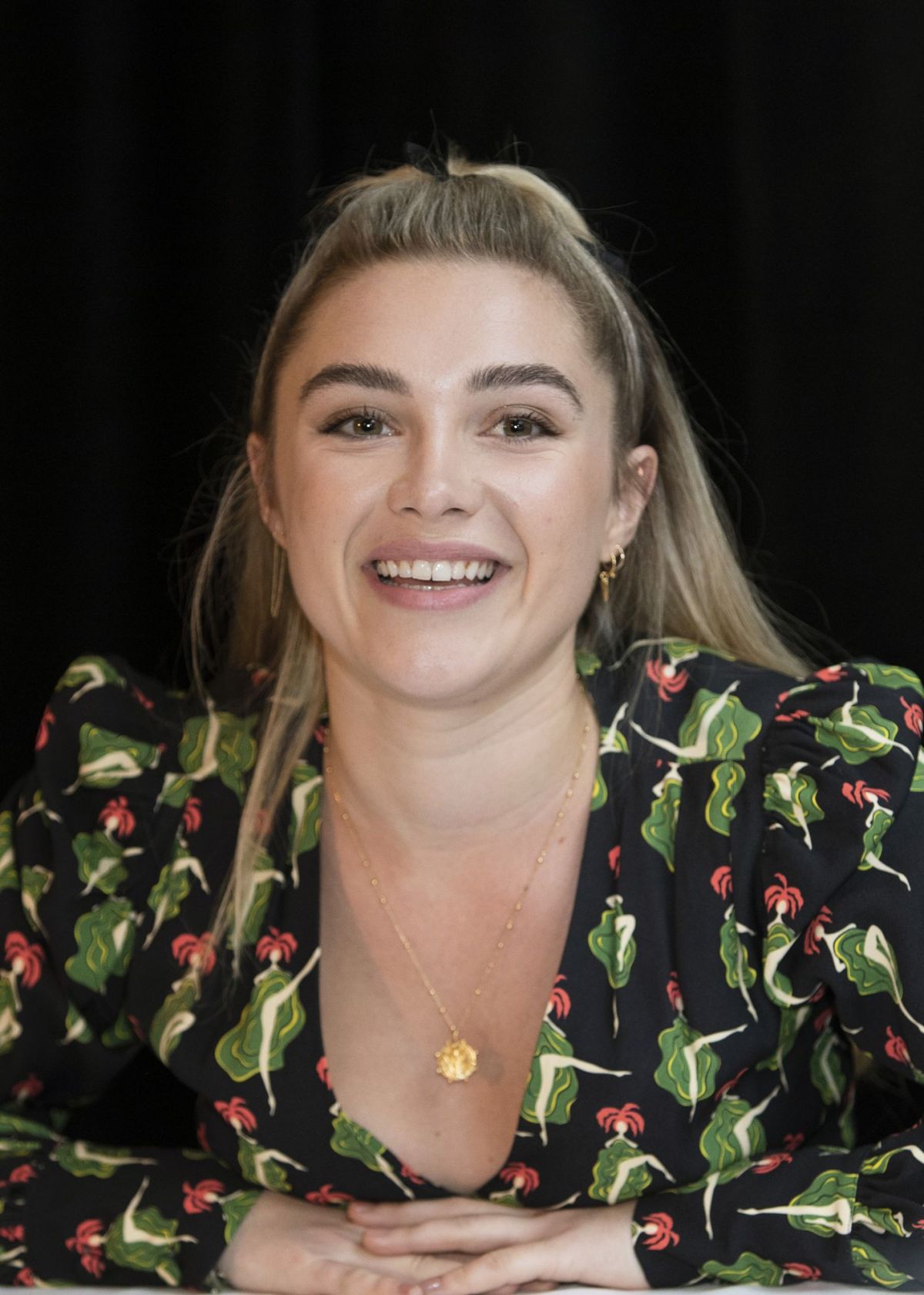 FLORENCE PUGH at Little Women Press Conference in Beverly Hills 10/28 ...