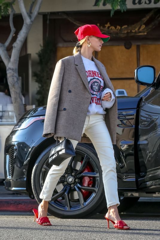HAILEY BIEBER Out in Los Angeles 10/09/2019