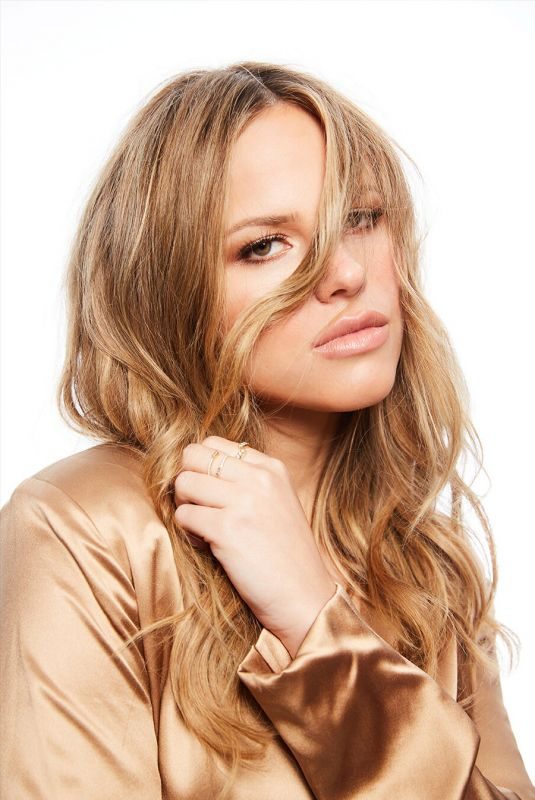 HALSTON SAGE for Il Faut Magazine, October 2019