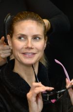 HEIDI KLUM Costume Unfold on Amazon Display Window Live Begins in New York 10/31/2019