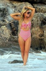 HOFIT GOLAN in Swimsuit on Vacation in Tulum 10/21/2019