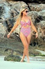 HOFIT GOLAN in Swimsuit on Vacation in Tulum 10/21/2019