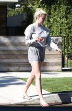 IRELAND BLADWIN Out in Los Angeles 10/08/2019