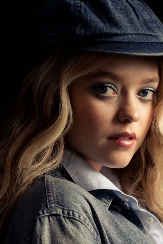 JADE PETTYJOHN in Luca Magazine, 2019