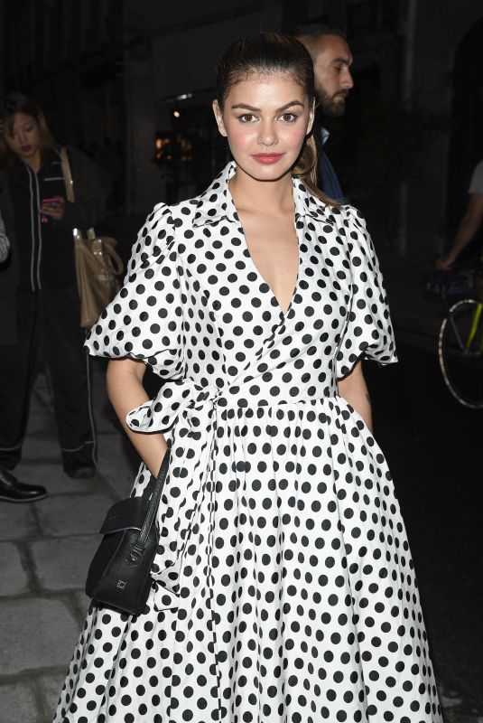 JANINE GUTIERREZ at Le Defile L