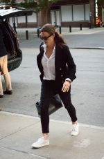 JENNIFER GARNER Arrives at Her Hotel in New York 10/23/2019