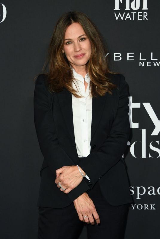 JENNIFER GARNER at 2019 Instyle Awards in Los Angeles 10/21/2019
