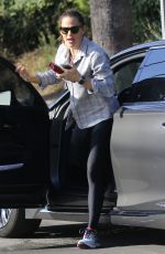 JENNIFER GARNER at a Gym in Pacific Palisades 10/12/2019