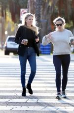 JENNIFER GARNER at Blue Bottle Cafe in Brentwood 10/30/2019