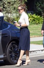 JENNIFER GARNER Leaves Church in Pacific Palisades 10/06/2019