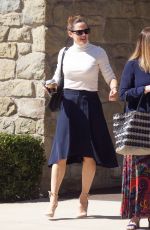 JENNIFER GARNER Leaves Church in Pacific Palisades 10/06/2019