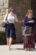 JENNIFER GARNER Leaves Church in Pacific Palisades 10/06/2019