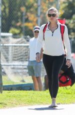 JENNIFER GARNER Out in Los Angeles 10/26/2019