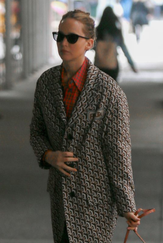 JENNIFER LAWRENCE at Georgia Louise Atelier in New York 10/11/2019