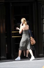 JENNIFER LAWRENCE Shopping at Bergdorf Goodman in New York 10/03/2019
