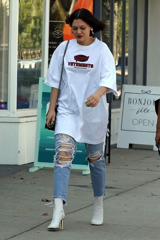 JESSIE J Out and About in Los Angeles 10/17/2019