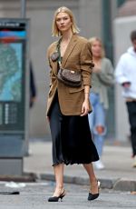KARLIE KLOSSOut in New York 10/30/2019