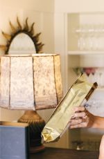 KATE HUDSON - Pretty Happy: Healthy Ways to Love Your Body, February 2016