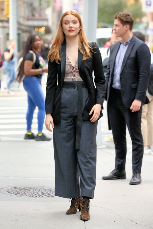 KENNEDY MCCMANN Leaves Build Series in New York 10/07/2019