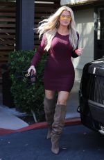 KHLOE KADASHIAN Out for Lunch at Plata Taqueria & Cantina in Agoura Hills 10/09/2019