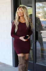 KHLOE KADASHIAN Out for Lunch at Plata Taqueria & Cantina in Agoura Hills 10/09/2019