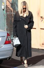 KHLOE KARDASHIAN at Emilio